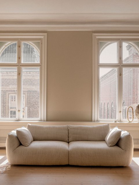 Ridge Sofa