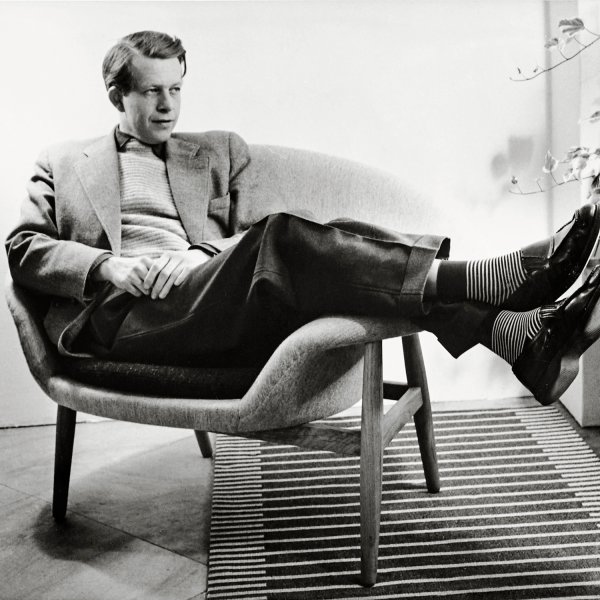 Hans Olsen – Designer des Fried Egg Lounge Chair